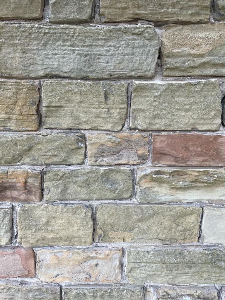 close up before repointing